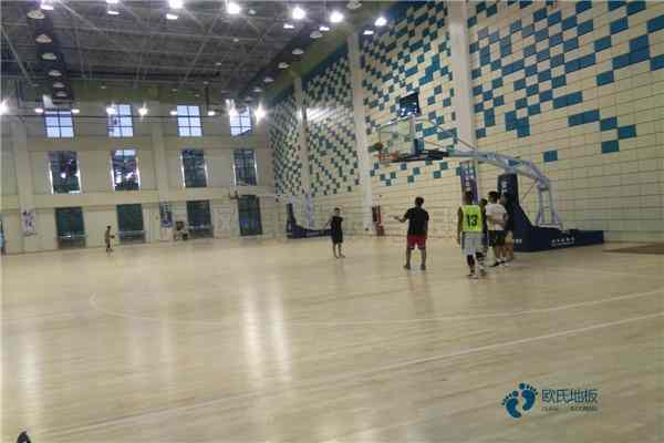 鹽城室內運動木地板安裝