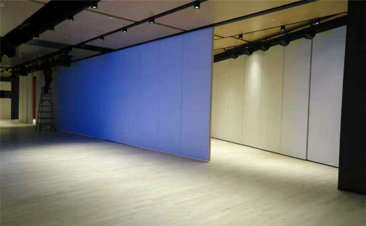 楓樺木籃球場實木地板廠家報價表