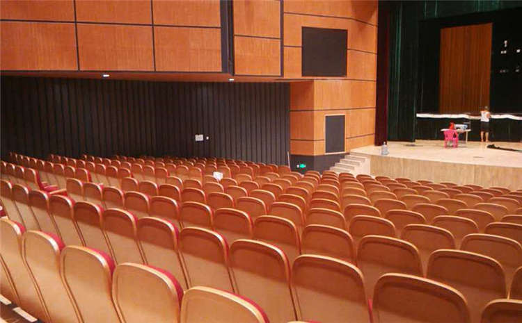 硬木企口籃球場地木地板圖片及價(jià)格