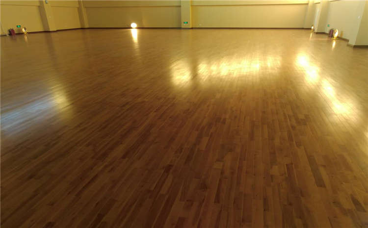 俄勒岡松籃球場木地板市場價格表